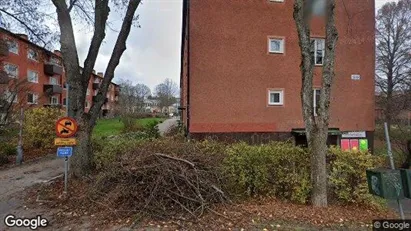 Lägenheter till salu i Upplands Väsby - Bild från Google Street View