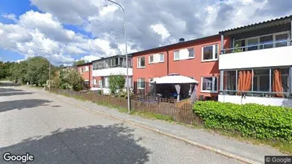Lägenheter att hyra i Haninge - Bild från Google Street View