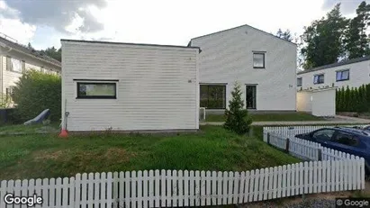 Lägenheter till salu i Huddinge - Bild från Google Street View