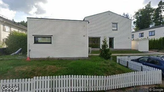 Lägenheter till salu i Huddinge - Bild från Google Street View