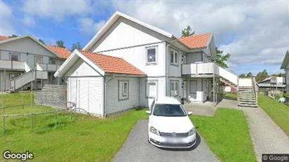 Bostadsrätter till salu i Stenungsund - Bild från Google Street View