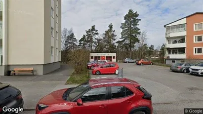 Lägenheter till salu i Huddinge - Bild från Google Street View