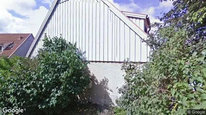 Lägenheter till salu i Huddinge - Bild från Google Street View