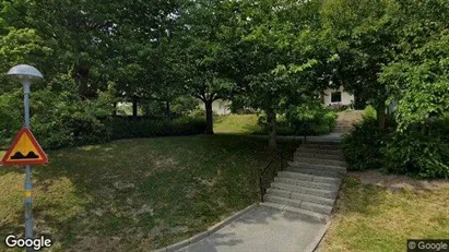Bostadsrätter till salu i Botkyrka - Bild från Google Street View