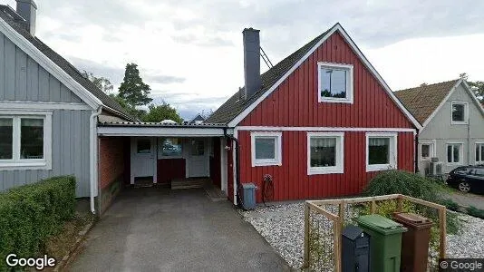Lägenheter till salu i Haninge - Bild från Google Street View