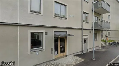 Lägenheter att hyra i Nyköping - Bild från Google Street View Lägenheter att hyra i Nyköping - Bild från Google Street View