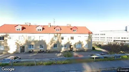 Lägenheter att hyra i Hallsberg - Bild från Google Street View Lägenheter att hyra i Hallsberg - Bild från Google Street View
