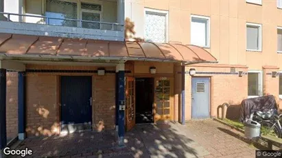 Lägenheter att hyra i Södertälje - Bild från Google Street View Lägenheter att hyra i Södertälje - Bild från Google Street View