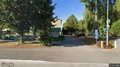 Lägenheter att hyra i Nybro - Bild från Google Street View Lägenheter att hyra i Nybro - Bild från Google Street View