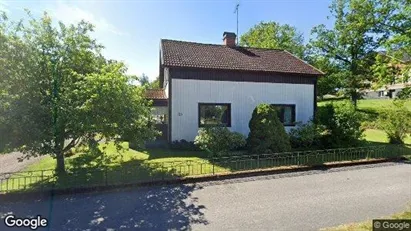 Lägenheter att hyra i Uppvidinge - Bild från Google Street View Lägenheter att hyra i Uppvidinge - Bild från Google Street View