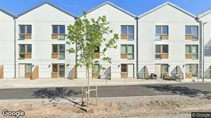 Lägenheter att hyra i Nykvarn - Bild från Google Street View Lägenheter att hyra i Nykvarn - Bild från Google Street View
