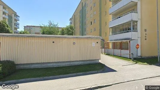Lägenheter till salu i Botkyrka - Bild från Google Street View