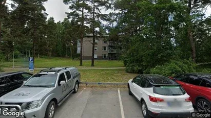 Bostadsrätter till salu i Täby - Bild från Google Street View