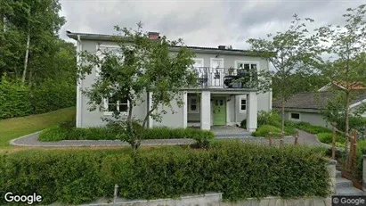 Lägenheter till salu i Täby - Bild från Google Street View