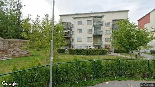 Bostadsrätter till salu i Huddinge - Bild från Google Street View