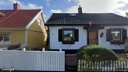 Lägenheter att hyra i Åstorp - Bild från Google Street View Lägenheter att hyra i Åstorp - Bild från Google Street View