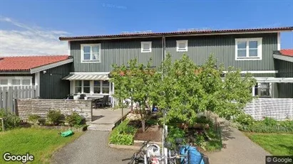 Lägenheter till salu i Haninge - Bild från Google Street View