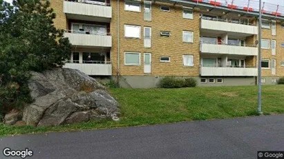 Lägenheter att hyra i Nybro - Bild från Google Street View Lägenheter att hyra i Nybro - Bild från Google Street View