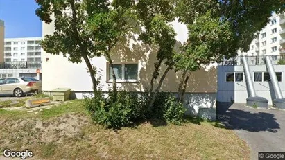 Lägenheter att hyra i Huddinge - Bild från Google Street View