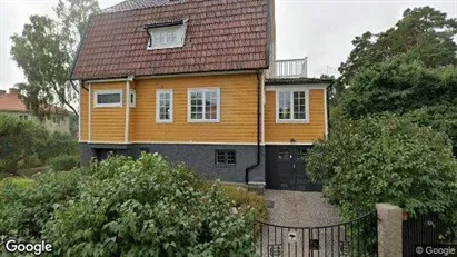 Lägenheter till salu i Nacka - Bild från Google Street View
