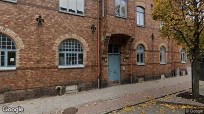Lägenheter att hyra i Uddevalla - Bild från Google Street View Lägenheter att hyra i Uddevalla - Bild från Google Street View