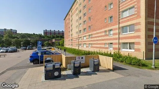 Bostadsrätter till salu i Botkyrka - Bild från Google Street View