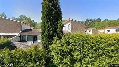 Lägenheter till salu i Sollentuna - Bild från Google Street View