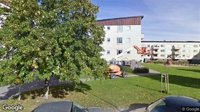 Bostadsrätter till salu i Köping - Bild från Google Street View