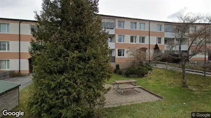 Lägenheter till salu i Huddinge - Bild från Google Street View