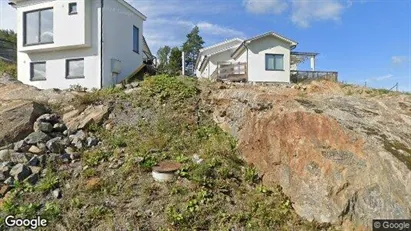 Lägenheter till salu i Huddinge - Bild från Google Street View