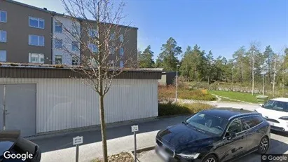 Bostadsrätter till salu i Tyresö - Bild från Google Street View