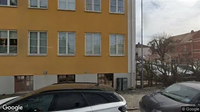 Lägenheter att hyra i Kalmar - Bild från Google Street View Lägenheter att hyra i Kalmar - Bild från Google Street View