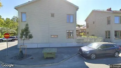 Bostadsrätter till salu i Tyresö - Bild från Google Street View