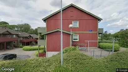 Lägenheter att hyra i Båstad - Bild från Google Street View Lägenheter att hyra i Båstad - Bild från Google Street View