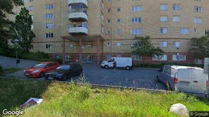 Lägenheter till salu i Botkyrka - Bild från Google Street View