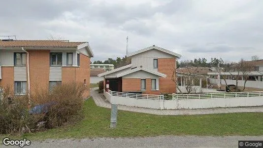 Lägenheter till salu i Järfälla - Bild från Google Street View