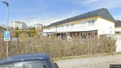 Lägenheter till salu i Österåker - Bild från Google Street View