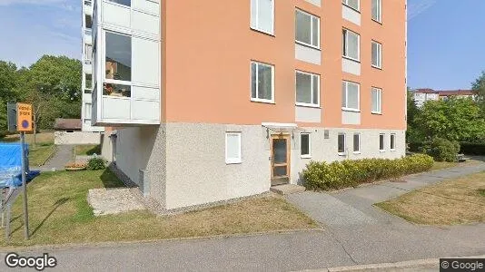 Lägenheter till salu i Huddinge - Bild från Google Street View