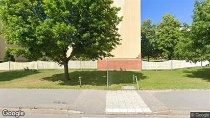 Bostadsrätter till salu i Botkyrka - Bild från Google Street View
