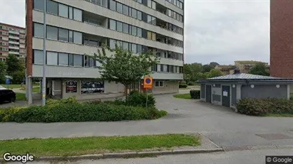 Lägenheter att hyra i Huddinge - Bild från Google Street View