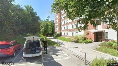 Lägenheter att hyra i Huddinge - Bild från Google Street View
