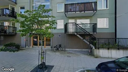 Lägenheter till salu i Huddinge - Bild från Google Street View