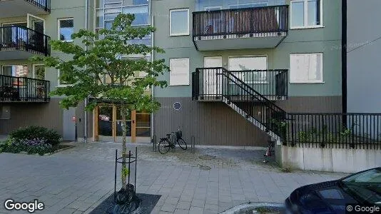 Lägenheter till salu i Huddinge - Bild från Google Street View