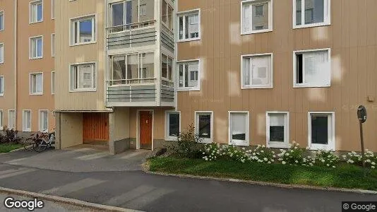 Lägenheter till salu i Huddinge - Bild från Google Street View