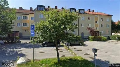 Lägenheter till salu i Huddinge - Bild från Google Street View