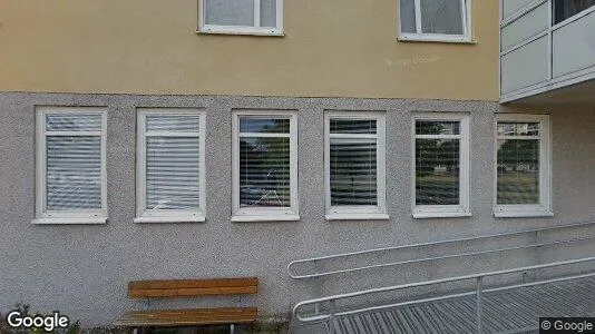Lägenheter till salu i Huddinge - Bild från Google Street View