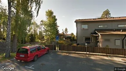 Lägenheter till salu i Huddinge - Bild från Google Street View