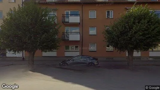 Lägenheter till salu i Vara - Bild från Google Street View