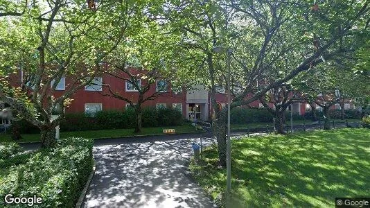Bostadsrätter till salu i Huddinge - Bild från Google Street View