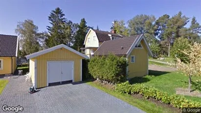 Lägenheter till salu i Järfälla - Bild från Google Street View